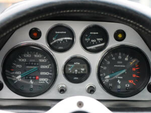 Image 21/50 of Ferrari 308 GTB (1977)