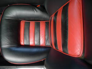 Image 12/38 of Maserati Indy 4700 (1970)