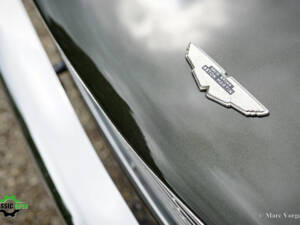 Image 26/50 of Aston Martin DBS (1970)