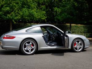 Bild 50/50 von Porsche 911 Carrera (2004)