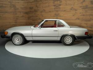 Image 4/7 of Mercedes-Benz 450 SL (1975)