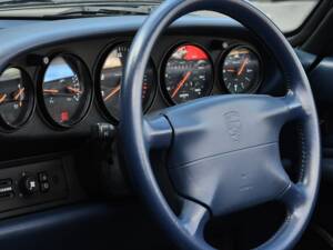 Image 23/53 of Porsche 911 Carrera (1994)