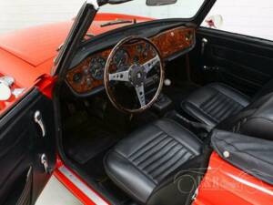 Imagen 12/19 de Triumph TR 6 (1970)