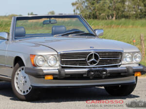 Image 14/50 of Mercedes-Benz 560 SL (1988)