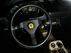 Image 44/72 of Ferrari 208 GTS Turbo (1985)