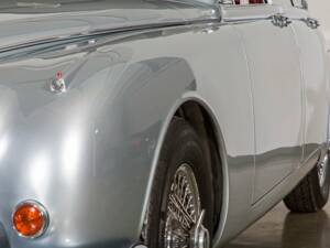 Image 5/20 of Jaguar Mk II 3.8 (1962)