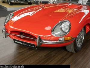 Image 9/15 de Jaguar E-Type 4.2 (1965)