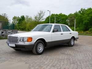 Bild 1/21 von Mercedes-Benz 280 SE (1985)