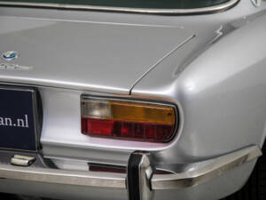 Image 31/50 of Alfa Romeo 2000 GT Veloce (1975)