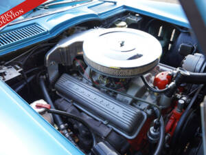 Bild 11/50 von Chevrolet Corvette Sting Ray (1966)