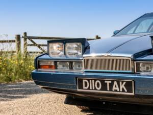 Immagine 27/28 di Aston Martin Lagonda (1987)
