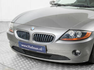 Bild 19/50 von BMW Z4 2.5i (2004)