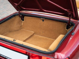 Image 25/42 of Alfa Romeo 2.0 Spider (1990)