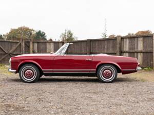 Bild 2/39 von Mercedes-Benz 230 SL (1966)