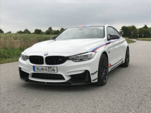 Bild 6/25 von BMW M4 GTS &quot;DTM Champion Edition&quot; (2017)