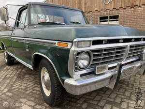 Bild 22/39 von Ford F-250 (1974)