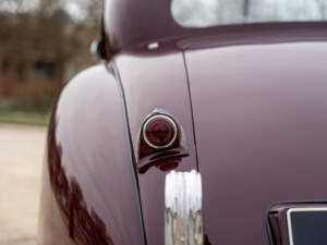 Image 21/50 of Jaguar XK 120 SE FHC (1952)