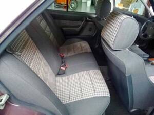 Image 14/21 of Mercedes-Benz 190 E 2.6 (1992)
