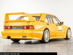 Immagine 2/15 di Mercedes-Benz 190 E 2.5-16 Evolution II (1990)