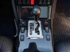 Bild 24/33 von Mercedes-Benz SL 600 (2002)