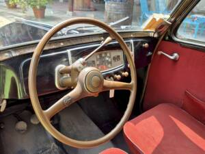 Image 21/47 of FIAT 1100 E (1952)
