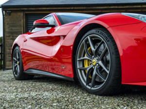 Bild 16/50 von Ferrari F12berlinetta (2013)