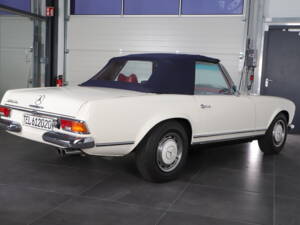 Imagen 20/32 de Mercedes-Benz 280 SL (1970)