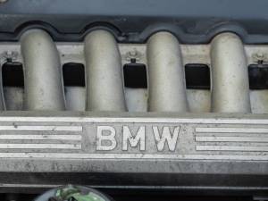 Immagine 30/34 di BMW 750iL (1989)