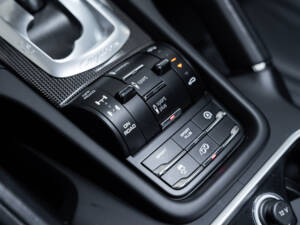 Bild 20/39 von Porsche Cayenne GTS (2016)
