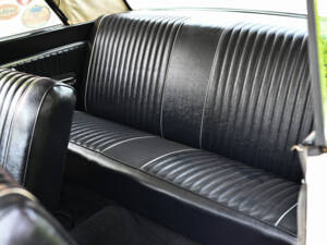 Image 49/70 of Ford Fairlane 500 (1963)