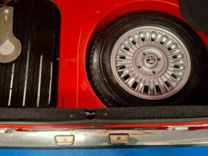 Image 13/43 of Alfa Romeo Spider Veloce 2000 (1982)
