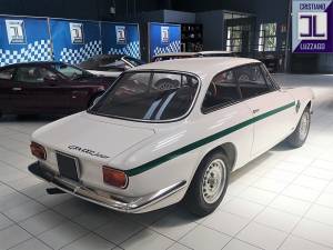 Bild 4/44 von Alfa Romeo Giulia GTA 1300 Junior (1973)