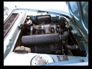 Image 7/9 of Peugeot 404 Injection (1968)