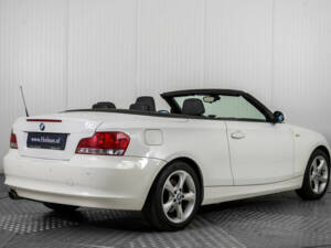 Image 2/50 of BMW 118i (2008)