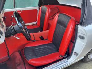 Immagine 19/33 di Innocenti Spider S (1963)