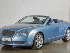 Image 1/20 of Bentley Continental GTC (2010)