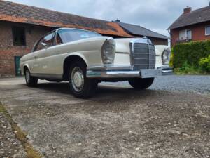 Imagen 14/49 de Mercedes-Benz 250 SE (1966)