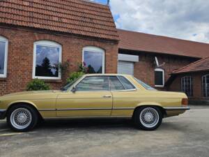 Imagen 5/10 de Mercedes-Benz 350 SLC (1972)