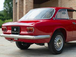 Bild 14/50 von Alfa Romeo Giulia 1600 Sprint GT Veloce (1967)