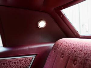 Bild 176/200 von Cadillac Coupe DeVille (1968)
