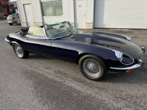 Imagen 3/12 de Jaguar E-Type V12 (1973)