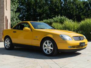 Immagine 4/50 di Mercedes-Benz SLK 200 (1997)