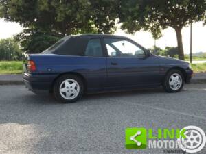 Afbeelding 5/10 van Ford Escort 1.8 16v (1992)