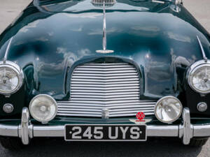 Image 41/50 of Aston Martin DB 2&#x2F;4 Mk I DHC (1954)