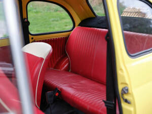 Image 21/48 of FIAT 500 F (1965)