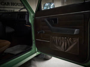 Bild 60/98 von Volvo 244 DL (1975)