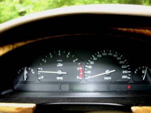 Bild 25/51 von Jaguar S-Type 4.0 V8 (2000)