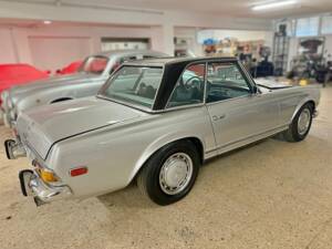 Image 7/7 de Mercedes-Benz 280 SL (1968)