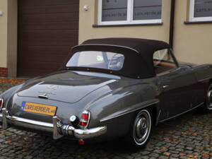 Image 4/34 de Mercedes-Benz 190 SL (1961)