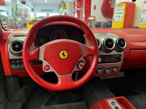 Bild 8/14 von Ferrari F 430 (2006)